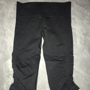 Lululemon Cropped Leggings